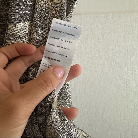 Anthropologie Metallic Gold Sabrina Shimmer Sleeveless Wrap Surplice Blouse Top - Picture 7 of 8